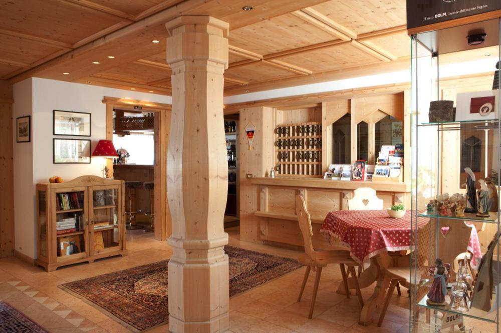 Ciasa Roby Otel San Cassiano  Dış mekan fotoğraf