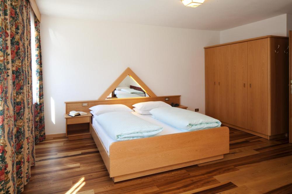 Ciasa Roby Otel San Cassiano  Dış mekan fotoğraf