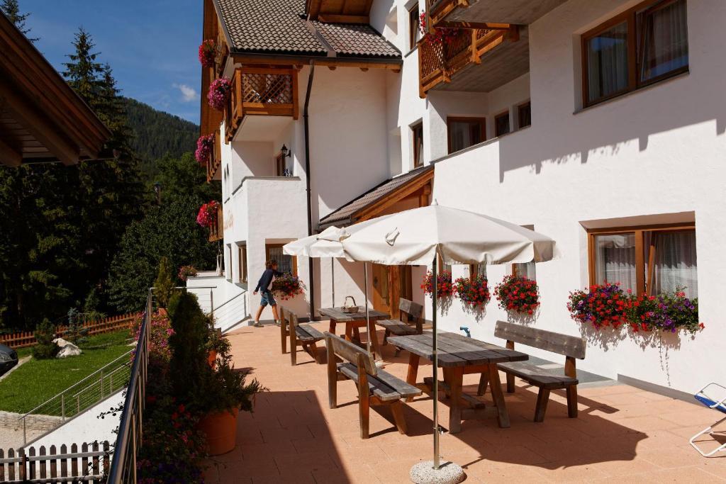 Ciasa Roby Otel San Cassiano  Dış mekan fotoğraf